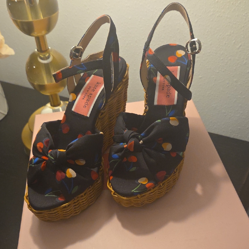 Kate Spade Anita Cherry 🍒 satin crepe wedges NWT size